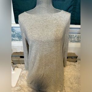 ⭐️ 3/$20.00 Women’s long sleeve top